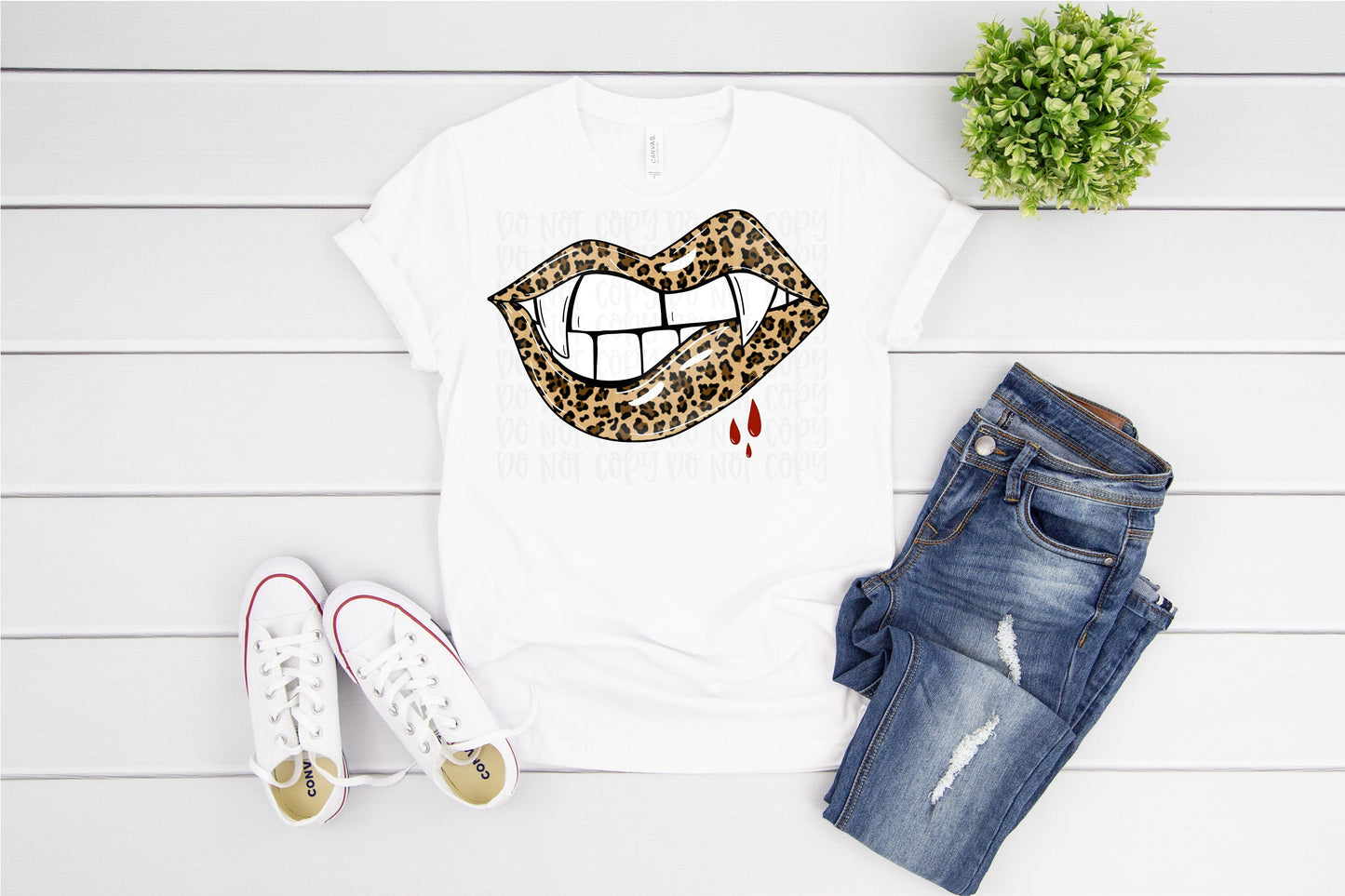 Leopard vampire lips